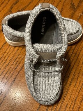 Old Navy Kids Gray Woven Slip-On Loafers